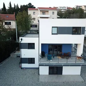 Apartament In An Urban, Kraljevica
